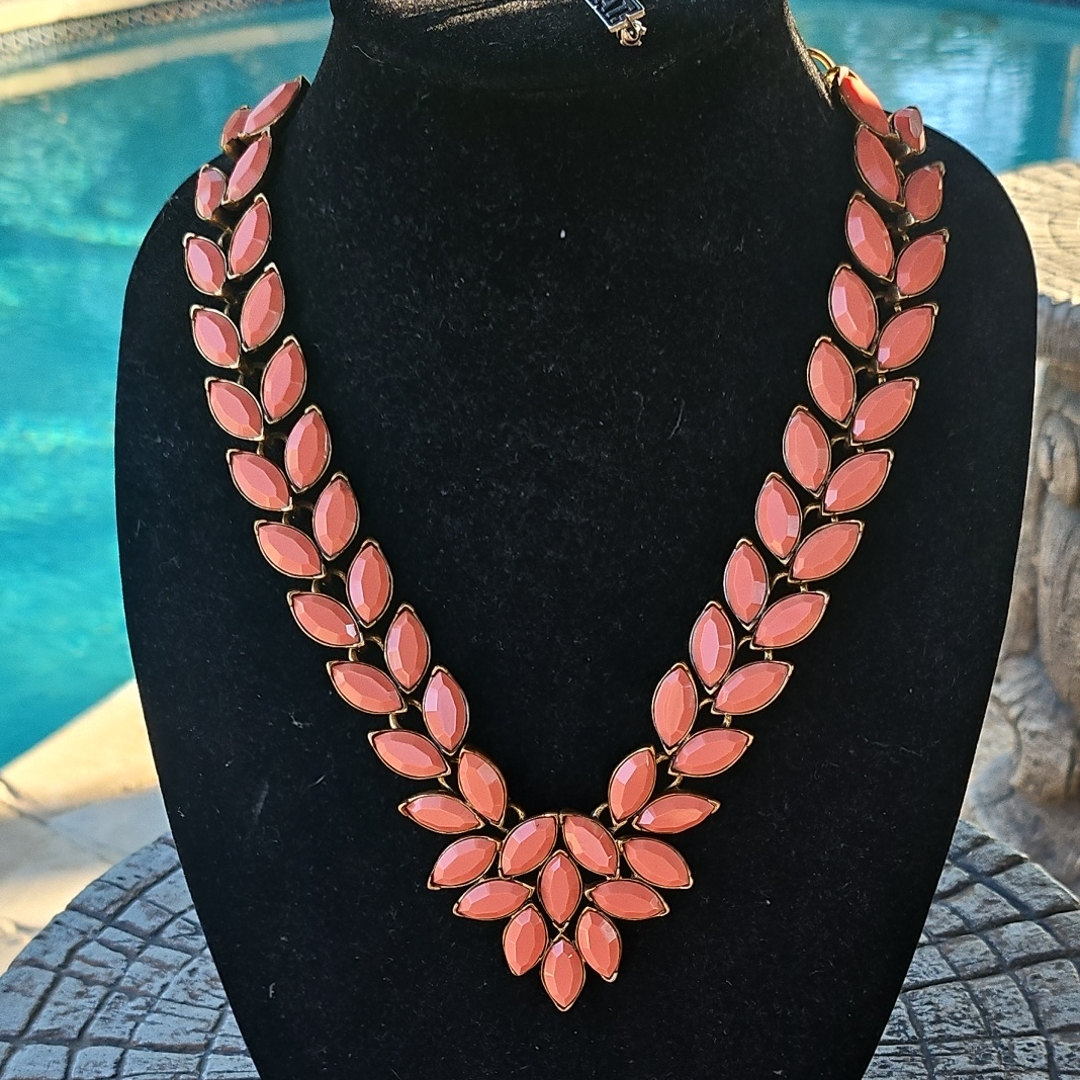 Vintage Gorgeous Oscar De La Renta Usa Made Coral Leaf Statement Necklace